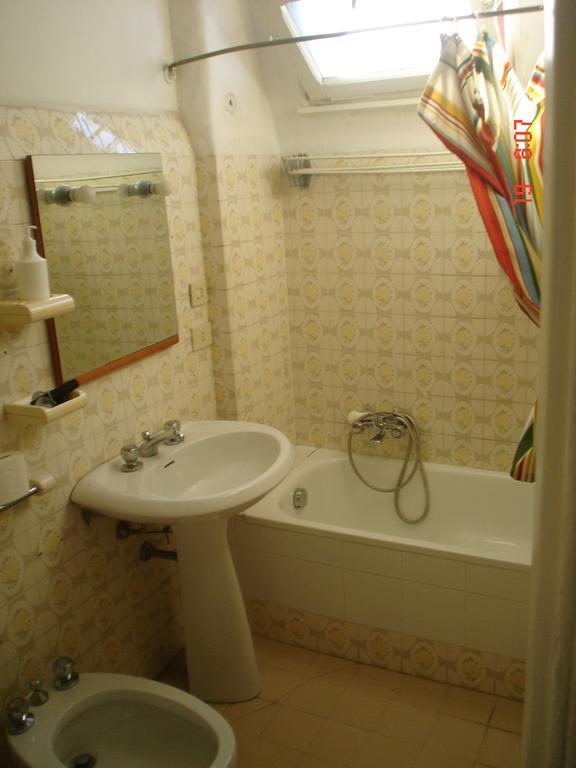 רומא Sandy Hotel מראה חיצוני תמונה