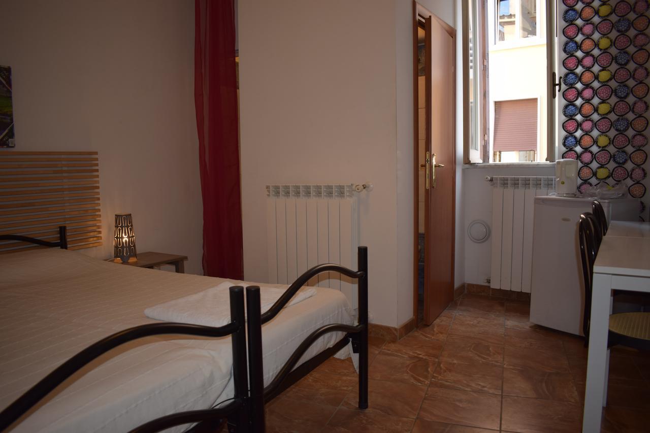 רומא Sandy Hotel מראה חיצוני תמונה